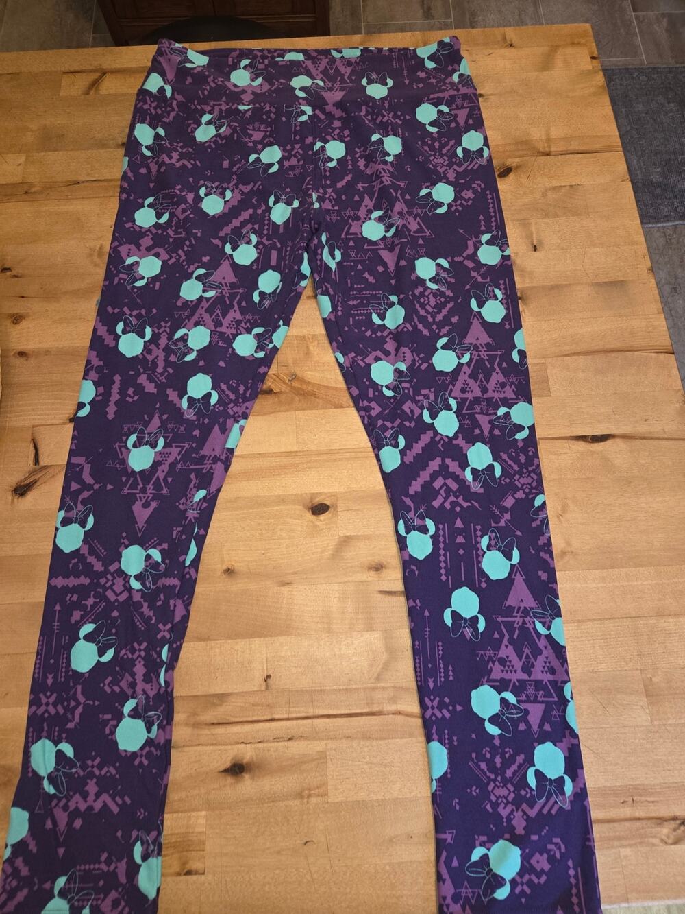 LuLaRoe Disney Minnie Mouse Leggings TC Tall Curvy Purple Mint Aztec Geometric